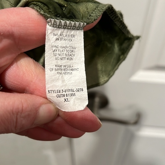 Floral and feathers - Picture 4 of 5